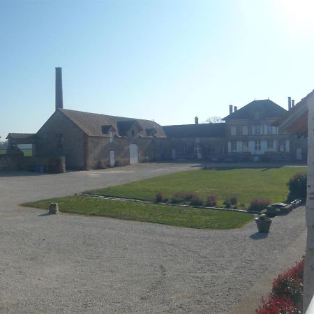 Villa La Ferme de Presles Menainville Exterior foto